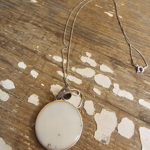 Sterling silver tree necklace - Picture 3 of 4